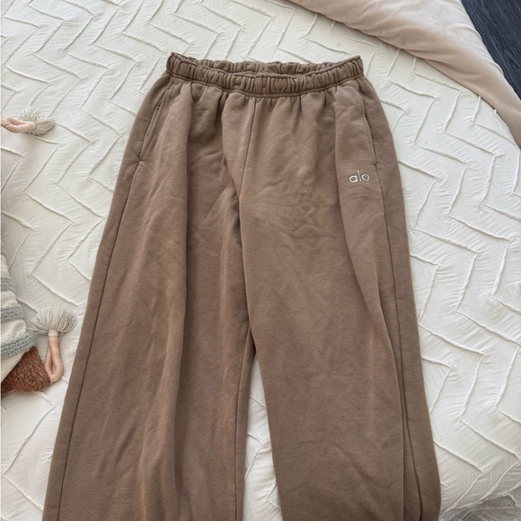 ALO Yoga Accolade Straight Leg Gravel - Picture 1 of 6